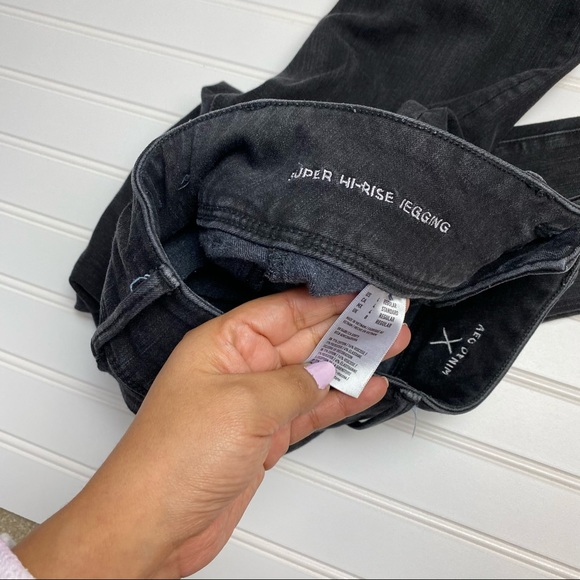 AEO Denim X4 stretch Super Hi-Rise Jegging - Picture 8 of 8